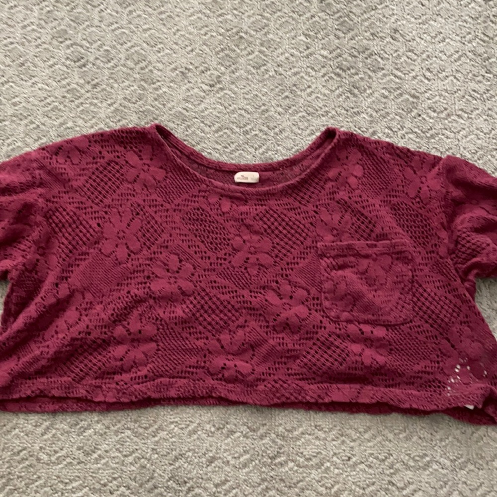 Hollister burgundy crop light knit mesh shirt